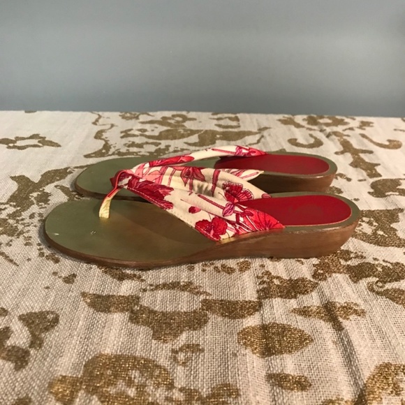 Vintage Gucci Sandal Thong Red pattern with gold - Picture 2 of 8